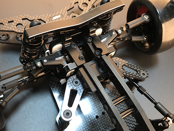 MST Alum. Adjustable Front Connect Mount V2 - Black MST Alum. Adjustable Front Connect Mount V2 - Black